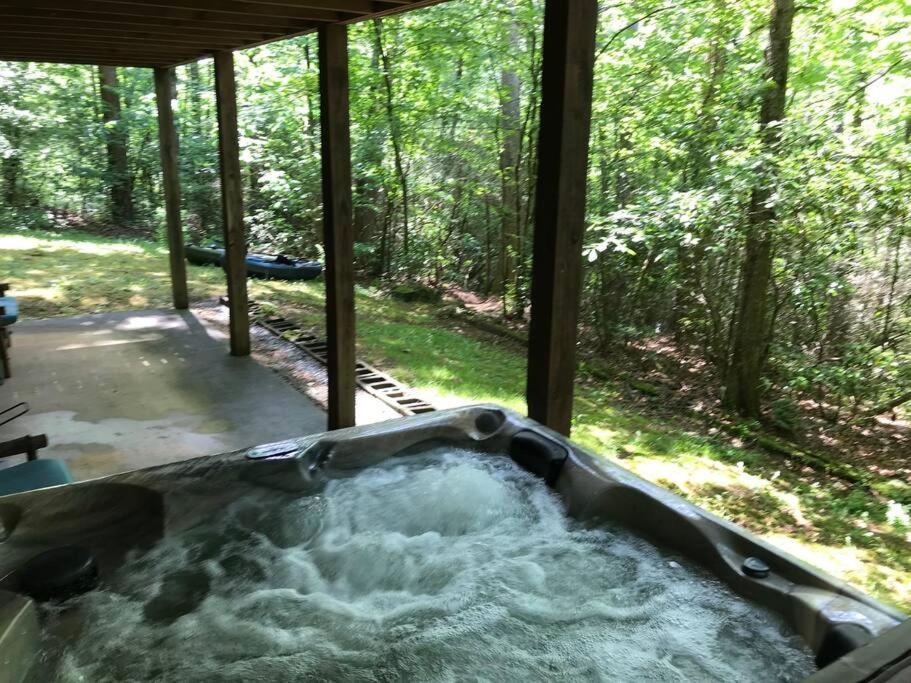 Cabin Fever On Cartecay River Ellijay Exterior foto